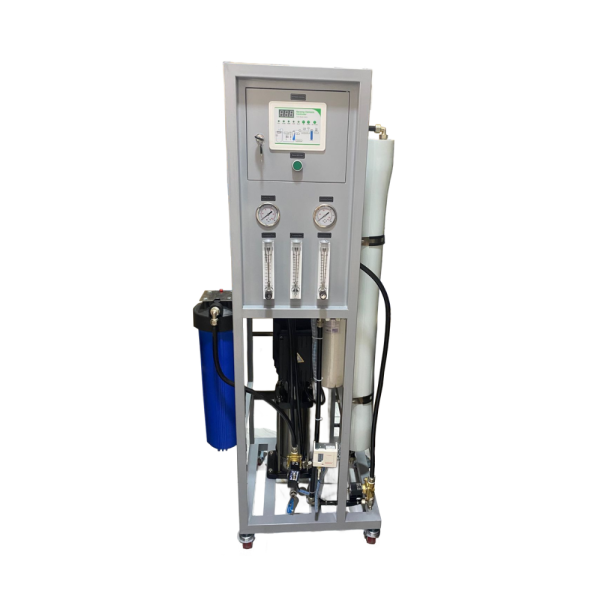 Sistema de Ósmosis Inversa Industrial / Capacidad: 250 L/h